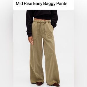 Gap Mid Rise Baggy Pant in Terra Brown